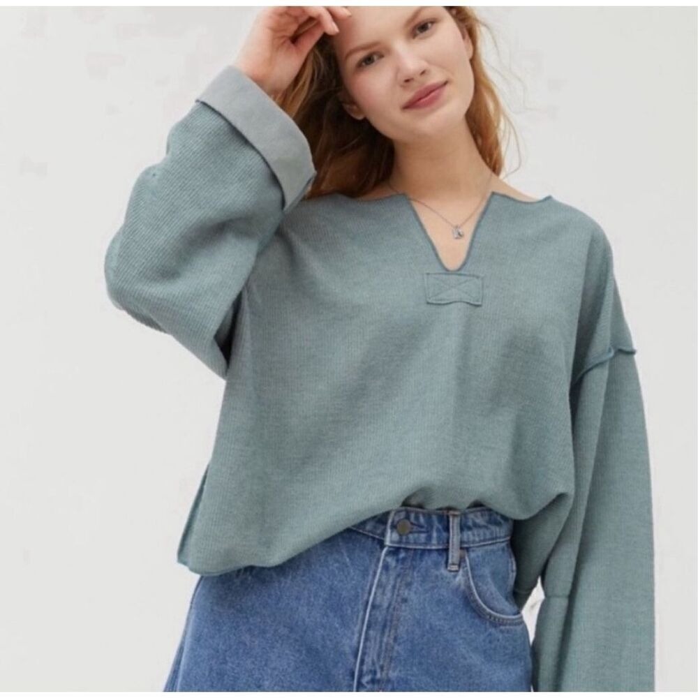 Urban Outfitters Jax Inside Out Notch‎ Neck Sweater Sz M